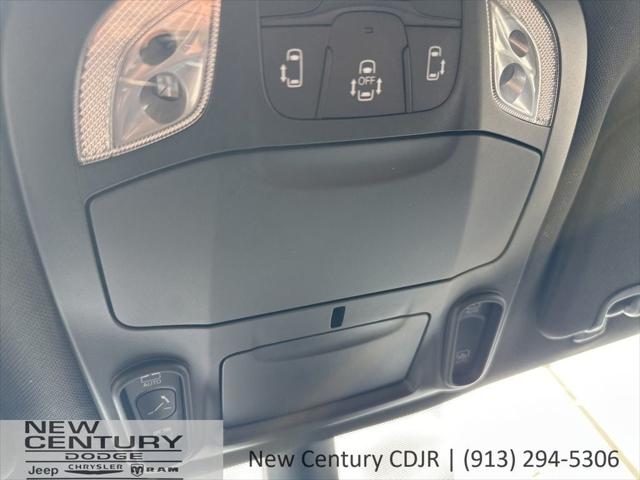 2026 Chrysler Pacifica Limited AWD