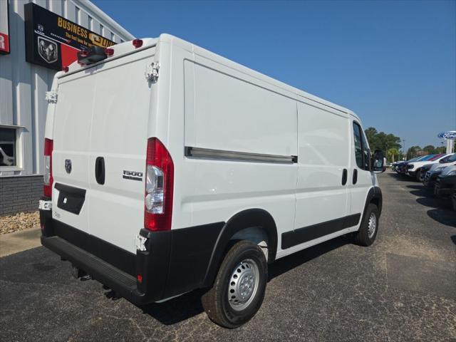 2026 Ram ProMaster Cargo Van Tradesman Low Roof 136 WB w/Pass Seat