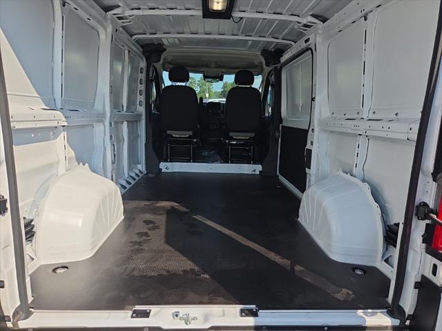 2026 Ram ProMaster Cargo Van Tradesman Low Roof 136 WB w/Pass Seat