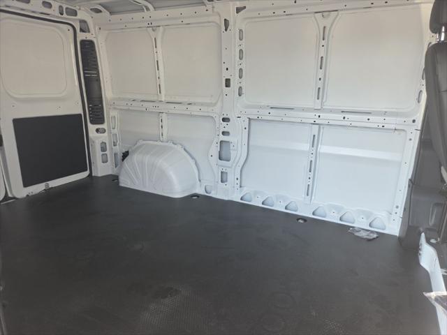 2026 Ram ProMaster Cargo Van Tradesman Low Roof 136 WB w/Pass Seat