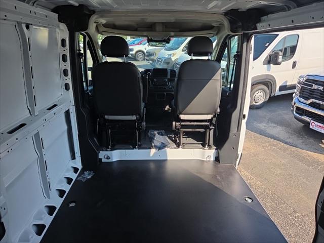 2026 Ram ProMaster Cargo Van Tradesman Low Roof 136 WB w/Pass Seat