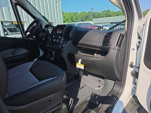 2026 Ram ProMaster Cargo Van Tradesman Low Roof 136 WB w/Pass Seat