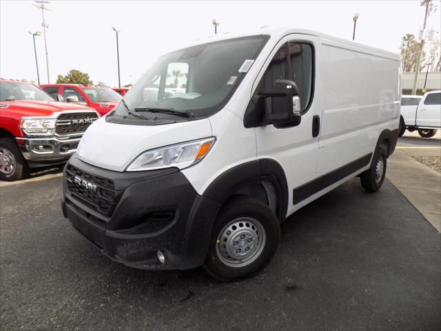 2026 Ram ProMaster Cargo Van Tradesman Low Roof 136" WB w/Pass Seat