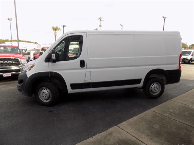 2026 Ram ProMaster Cargo Van Tradesman Low Roof 136" WB w/Pass Seat