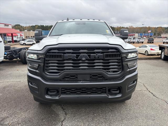 2026 RAM Ram 3500 Chassis Cab RAM 3500 TRADESMAN CREW CAB CHASSIS 4X2 60 CA