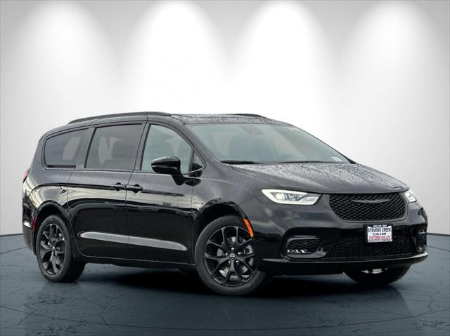 2026 Chrysler Pacifica PACIFICA LIMITED AWD