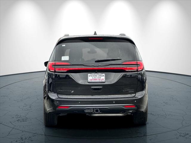 2026 Chrysler Pacifica Limited AWD