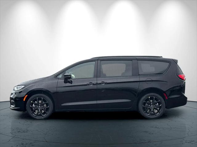 2026 Chrysler Pacifica Limited AWD
