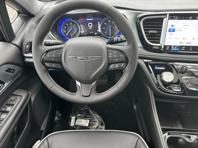 2026 Chrysler Pacifica Limited AWD