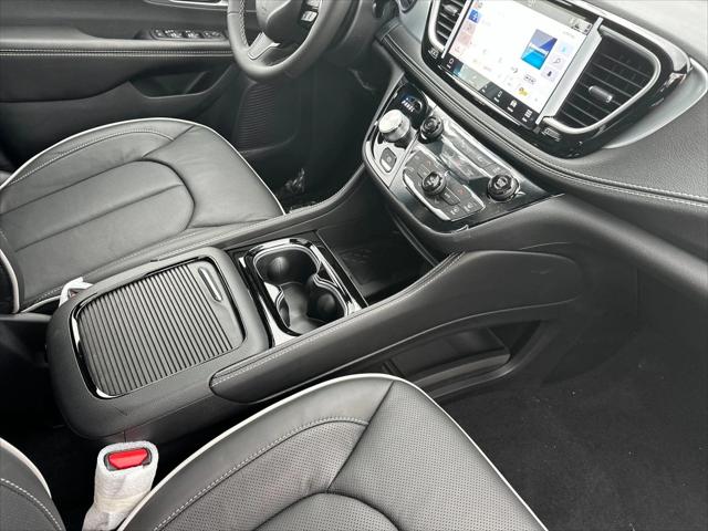 2026 Chrysler Pacifica Limited AWD