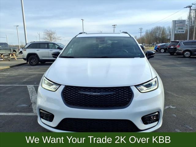 2026 Chrysler Pacifica PACIFICA LIMITED AWD