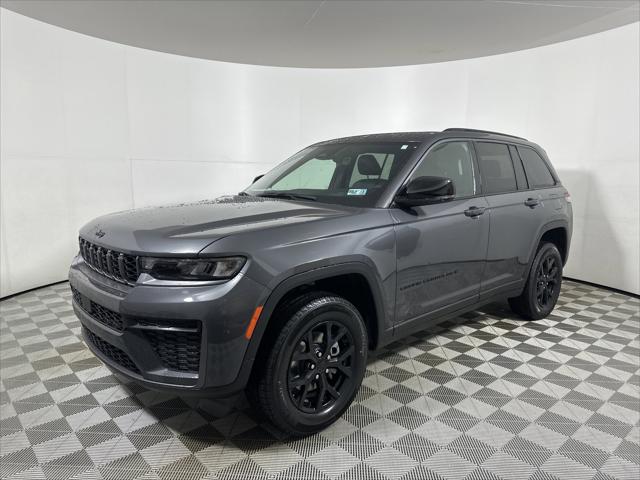 2026 Jeep Grand Cherokee GRAND CHEROKEE ALTITUDE 4X4