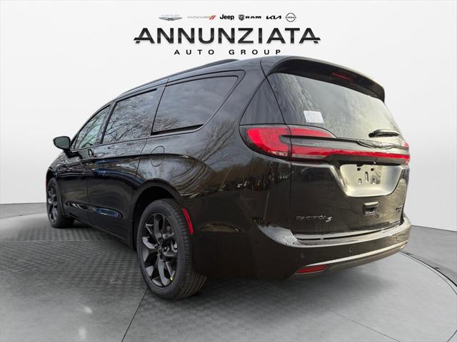 2026 Chrysler Pacifica PACIFICA LIMITED AWD