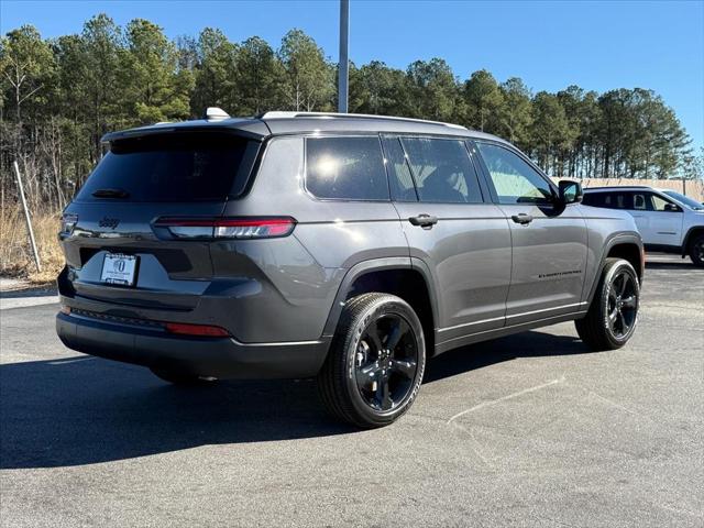 2025 Jeep Grand Cherokee Altitude X 4x2