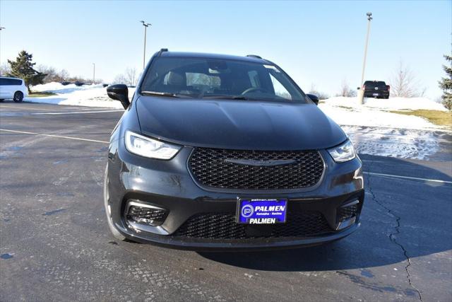 2026 Chrysler Pacifica PACIFICA SELECT AWD