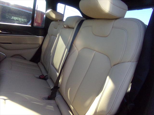 2026 Jeep Grand Cherokee Limited 4x2