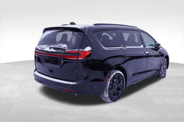 2026 Chrysler Pacifica PACIFICA SELECT AWD