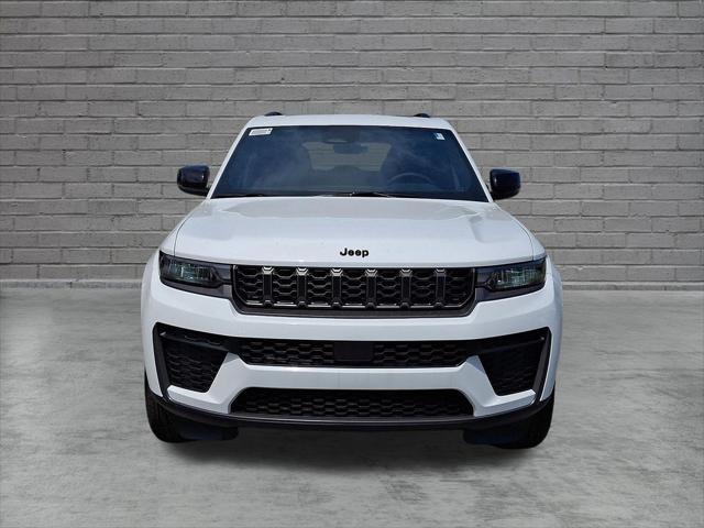 2026 Jeep Grand Cherokee GRAND CHEROKEE LAREDO ALTITUDE 4X4 2026 Jeep Grand Cherokee GRAND CHEROKEE LAREDO ALTITUDE 4X4