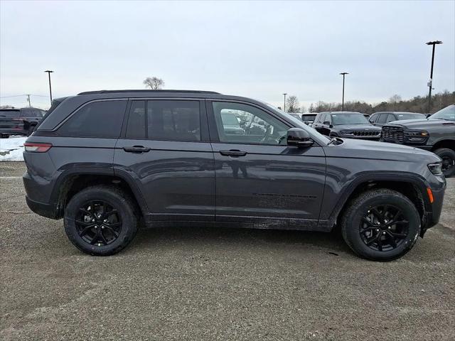 2026 Jeep Grand Cherokee Altitude 4x4
