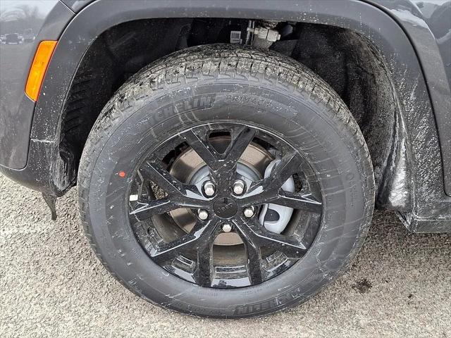 2026 Jeep Grand Cherokee Altitude 4x4