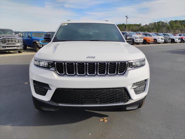 2025 Jeep Grand Cherokee GRAND CHEROKEE LAREDO 4X2