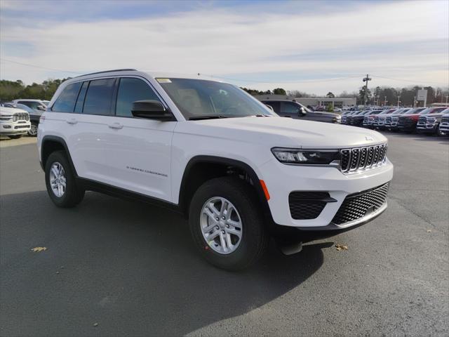 2025 Jeep Grand Cherokee GRAND CHEROKEE LAREDO 4X2