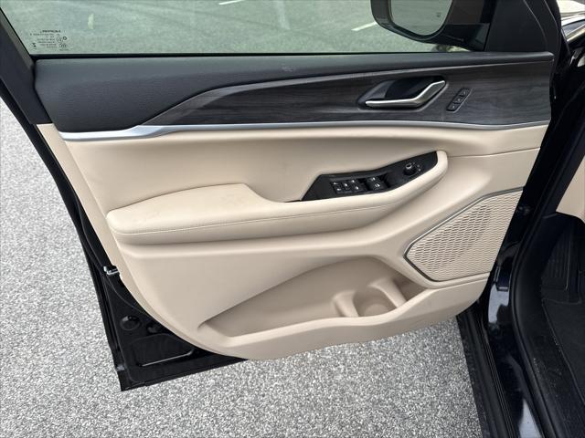 2026 Jeep Grand Cherokee Limited 4x2