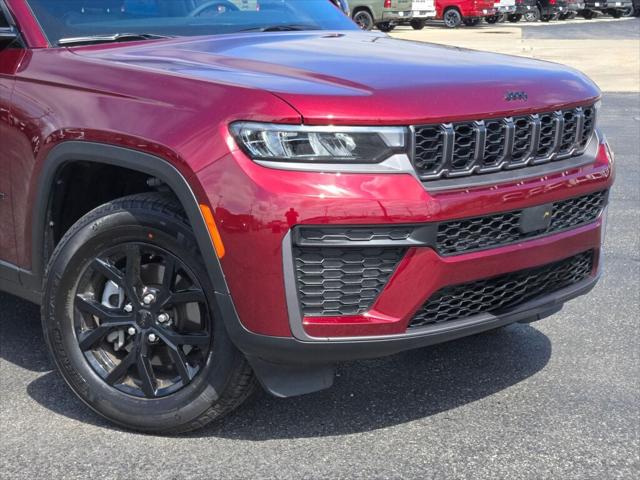2026 Jeep Grand Cherokee GRAND CHEROKEE LAREDO ALTITUDE 4X4