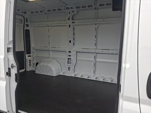 2026 Ram ProMaster Cargo Van Tradesman High Roof 136" WB w/Pass Seat
