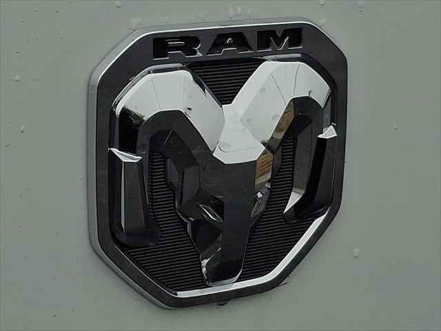 2026 Ram ProMaster Cargo Van Tradesman High Roof 136" WB w/Pass Seat