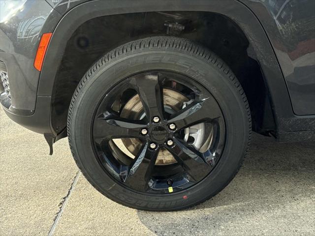 2025 Jeep Grand Cherokee GRAND CHEROKEE L ALTITUDE X 4X2