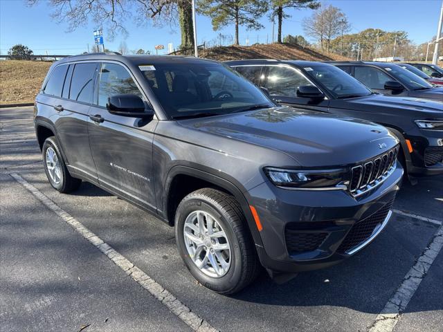 2025 Jeep Grand Cherokee GRAND CHEROKEE LAREDO X 4X2