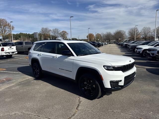 2025 Jeep Grand Cherokee GRAND CHEROKEE L LIMITED 4X4