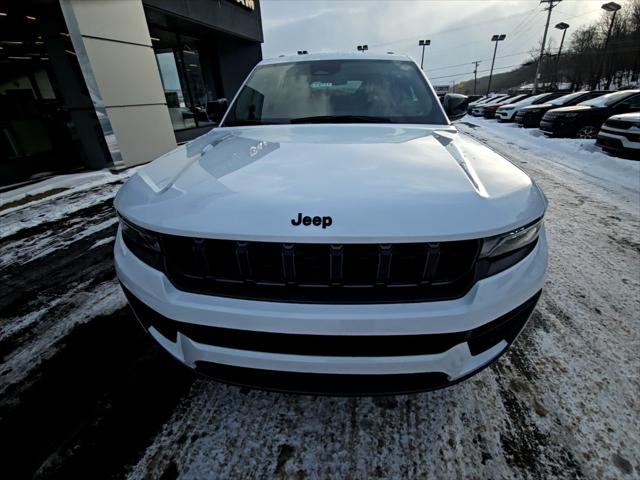 2026 Jeep Grand Cherokee GRAND CHEROKEE LAREDO ALTITUDE 4X4 2026 Jeep Grand Cherokee GRAND CHEROKEE LAREDO ALTITUDE 4X4