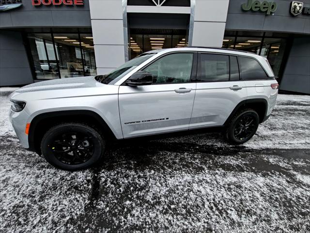 2026 Jeep Grand Cherokee GRAND CHEROKEE ALTITUDE 4X4
