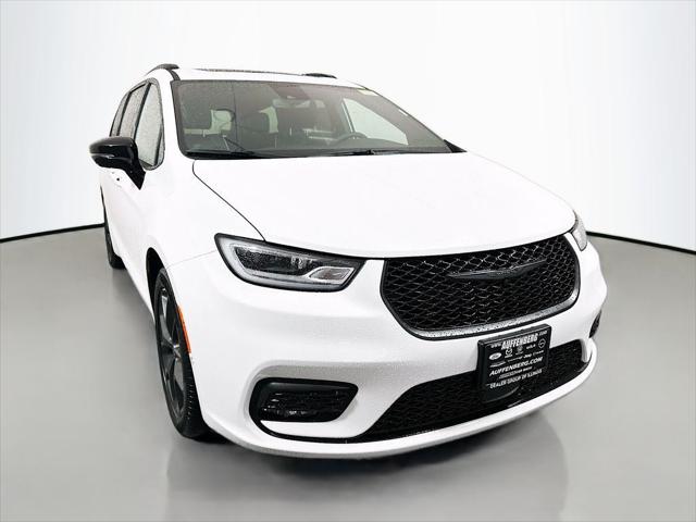 2026 Chrysler Pacifica PACIFICA LIMITED