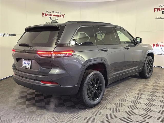2026 Jeep Grand Cherokee Altitude 4x4