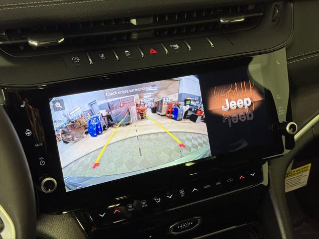 2026 Jeep Grand Cherokee Altitude 4x4