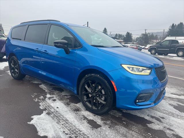 2026 Chrysler Pacifica PACIFICA SELECT AWD
