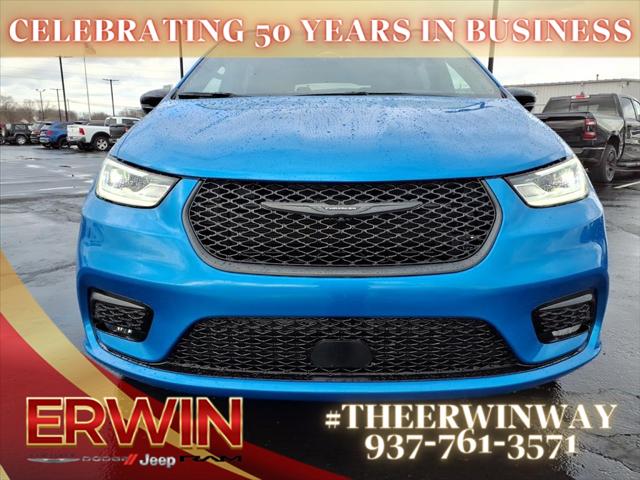 2026 Chrysler Pacifica PACIFICA SELECT AWD