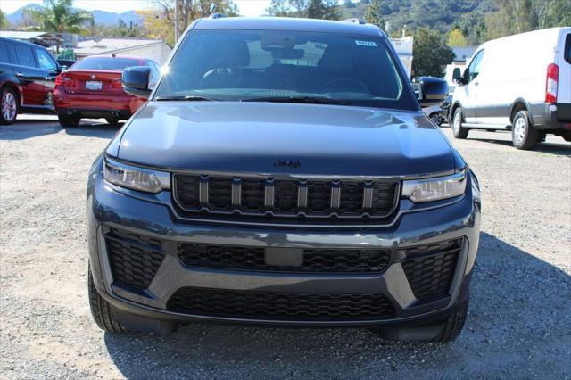 2026 Jeep Grand Cherokee GRAND CHEROKEE ALTITUDE 4X4