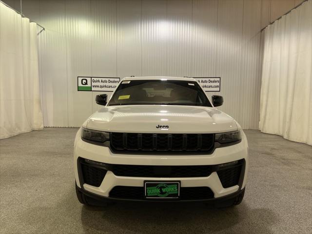 2026 Jeep Grand Cherokee GRAND CHEROKEE LIMITED 4X4 2026 Jeep Grand Cherokee GRAND CHEROKEE LIMITED 4X4