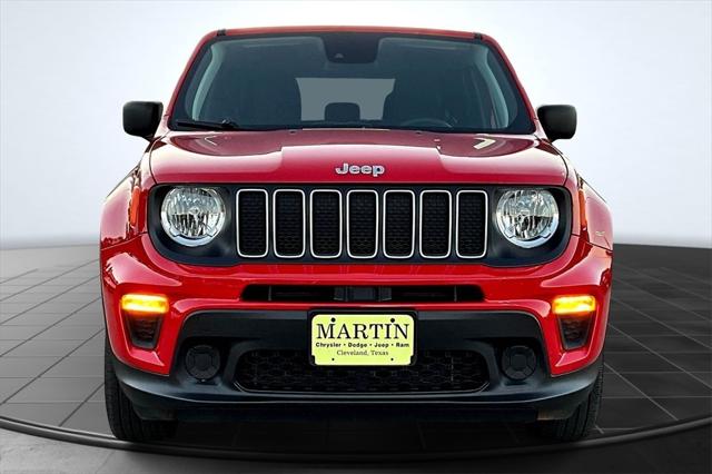 2023 Jeep Renegade Latitude 4x4 2023 Jeep Renegade Latitude 4x4