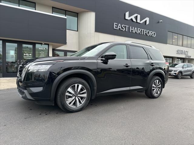 2022 Nissan Pathfinder SL 4WD