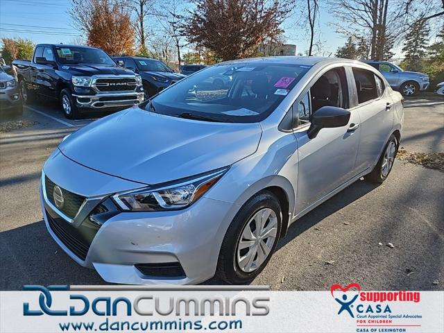 2022 Nissan Versa S 2022 Nissan Versa S
