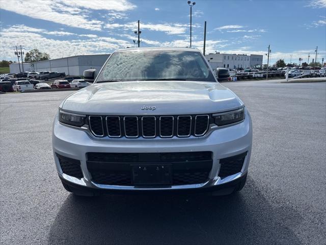 2023 Jeep Grand Cherokee L Laredo 4x4 2023 Jeep Grand Cherokee L Laredo 4x4