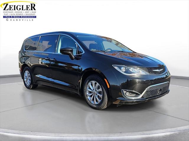 2019 Chrysler Pacifica Touring Plus 2019 Chrysler Pacifica Touring Plus