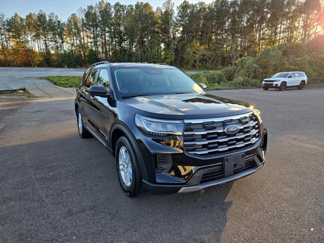 2025 Ford Explorer Active 2025 Ford Explorer Active