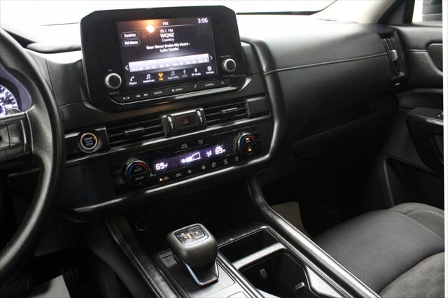 2023 Nissan Pathfinder S 4WD 2023 Nissan Pathfinder S 4WD