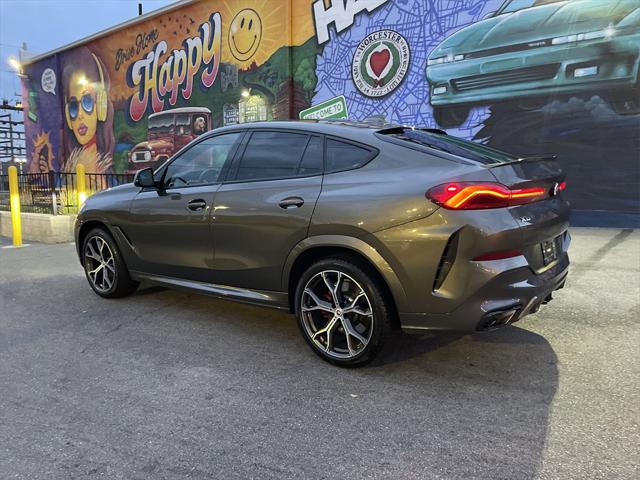 2023 BMW X6 M50i